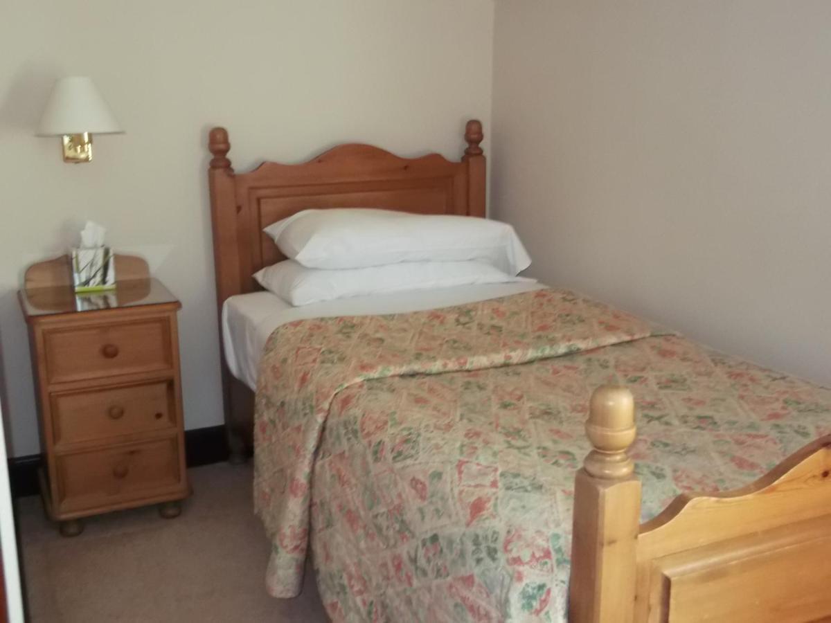 Caledonian Hotel Fort Augustus Εξωτερικό φωτογραφία